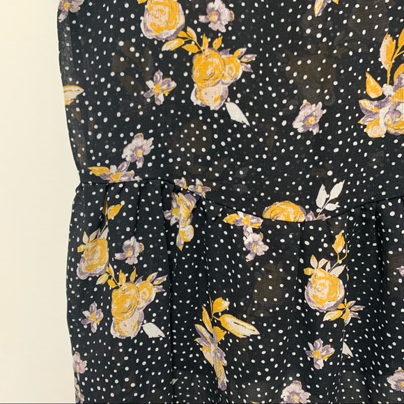 Xhilaration Floral and Polka Dot Blouse - Picture 10 of 11